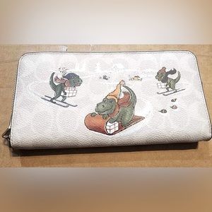 Coach Accordion Zip Wallet In Signature Canvas Rexy Dinosaur Ski Sled Winter
